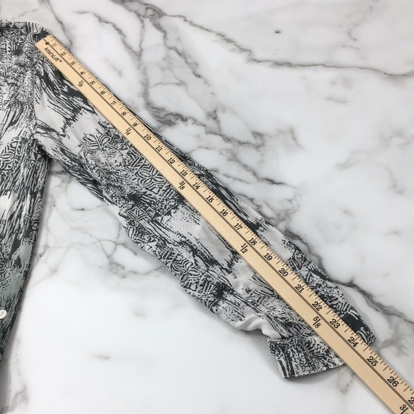 Mystree Green Geo Button Front Shirt Roll Tab - Picture 10 of 11